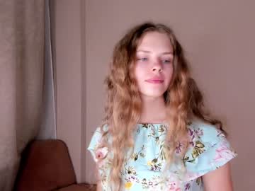 girl
        nataly_hello cam image #2796045