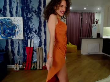 girl
        _eva_001 cam image #922936