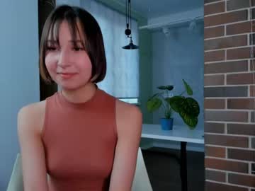 girl
        karengordons cam image #1173603