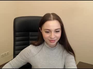 girl Milf & Teen Sex Cam Girls with milllie_brown