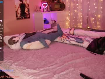 girl
        yourcutewaifu cam image #921034