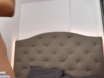 girl
        bunnyblondy cam image #2841420