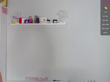 girl
        ella__sweety cam image #459091