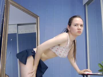 girl
        kriskras__ cam image #1855925