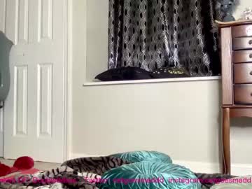girl
        avangelinefunn99 cam image #3120642