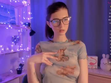 girl
        shirleywatson cam image #736046
