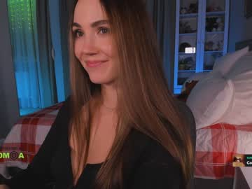 girl
        pippalee cam image #3359725