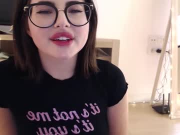 girl
        playnofuckinggames cam image #1154864