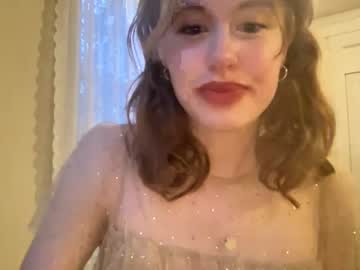 girl
        itsmiralou cam image #1372251