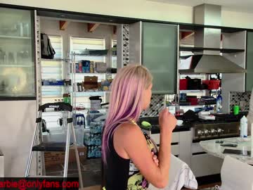 couple
        wildwifebarbie cam image #1952470