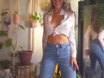girl
        sunniedayz cam image #2261677
