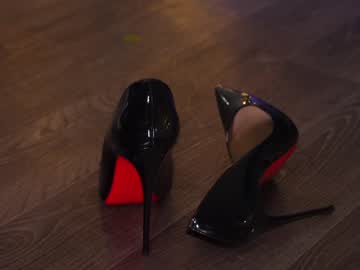girl
        eva_fashionista cam image #3060774