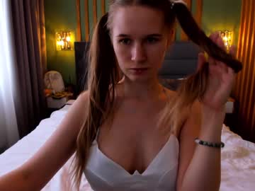 girl
        yana_squrel_22 cam image #1404003