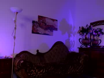 girl
        jessiccaburns cam image #2018249