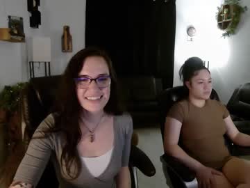 girl
        bunnynextdoor cam image #2441440