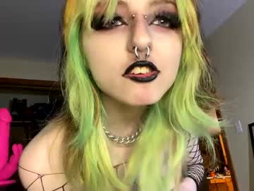 girl
        cryptiddi3s cam image #315910
