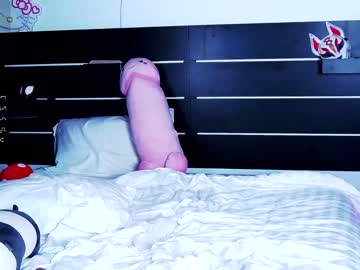 girl
        madnessalise cam image #2204650