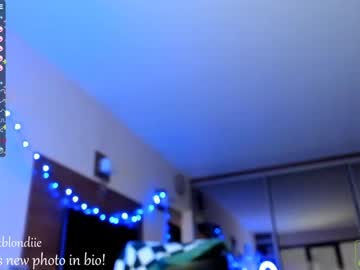 girl
        bestblondiiecb cam image #166008