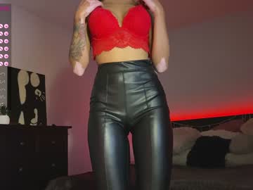 girl
        spotty_girl cam image #1865231