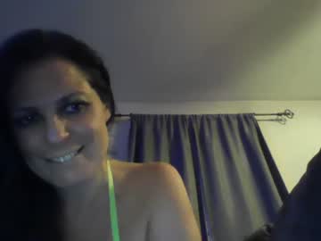 couple Milf & Teen Sex Cam Girls with braciole