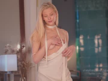 girl
        _2strangers cam image #2524456