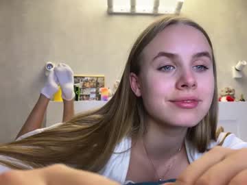 girl Milf & Teen Sex Cam Girls with gucci_rich