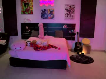 girl
        madnessalise cam image #3345353