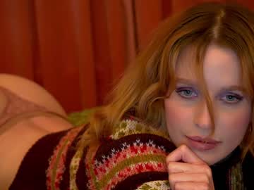 girl
        ellaa91 cam image #3345176