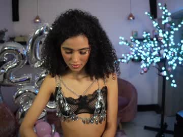 girl
        amnie_ cam image #574013