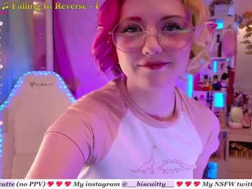 girl
        _biscuitty cam image #1349517