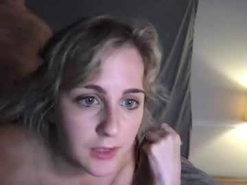 couple Milf & Teen Sex Cam Girls with cinnabunnyy