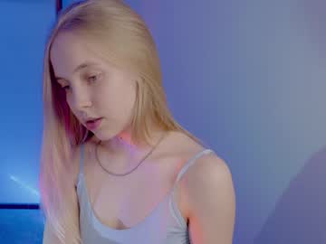 girl
        appr0ved cam image #1254420