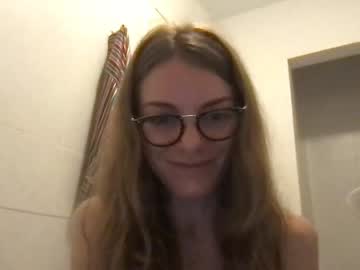 girl Milf & Teen Sex Cam Girls with darcleopard