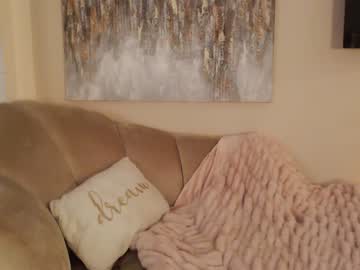 girl
        stacimarierose cam image #1435104