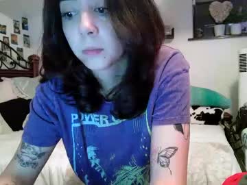 girl
        cherrychapsticc cam image #3181113