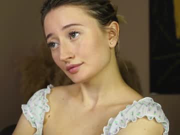 girl
        wendy_amber cam image #2620026