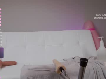 girl
        hayleex cam image #2444397