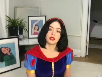 girl
        littlesugarpea cam image #3038378