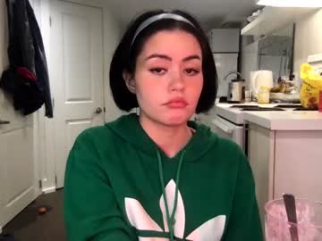 girl
        littlesugarpea cam image #1061611