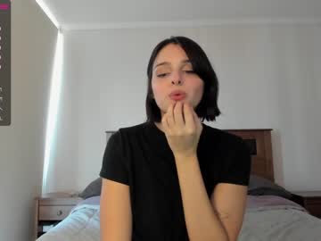 girl
        yourfreakygirl cam image #1514445