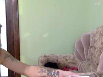 couple
        divnogirl cam image #57913