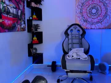 girl
        nicollbashel cam image #2698548
