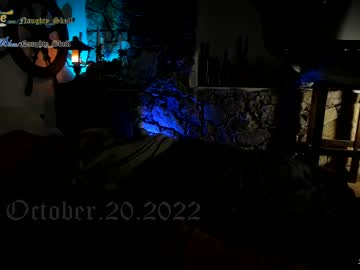 girl
        naughty_skull cam image #76840