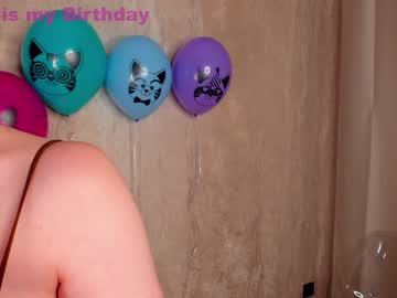 girl
        brenda_rogerss cam image #2398697