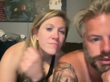 couple Milf & Teen Sex Cam Girls with pregnantcouple4u