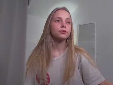 girl
        appr0ved cam image #3343085