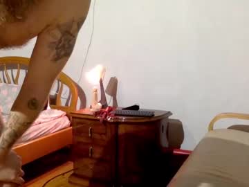 couple
        divnogirl cam image #124499
