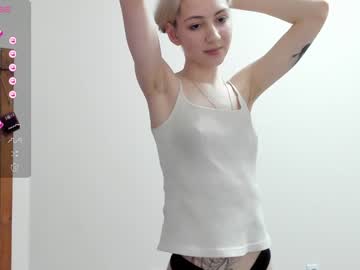 girl
        lellana_cute cam image #3315718