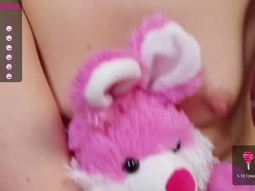 girl
        eva__blonde cam image #937134