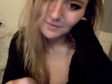 girl Milf & Teen Sex Cam Girls with charmedcc4
